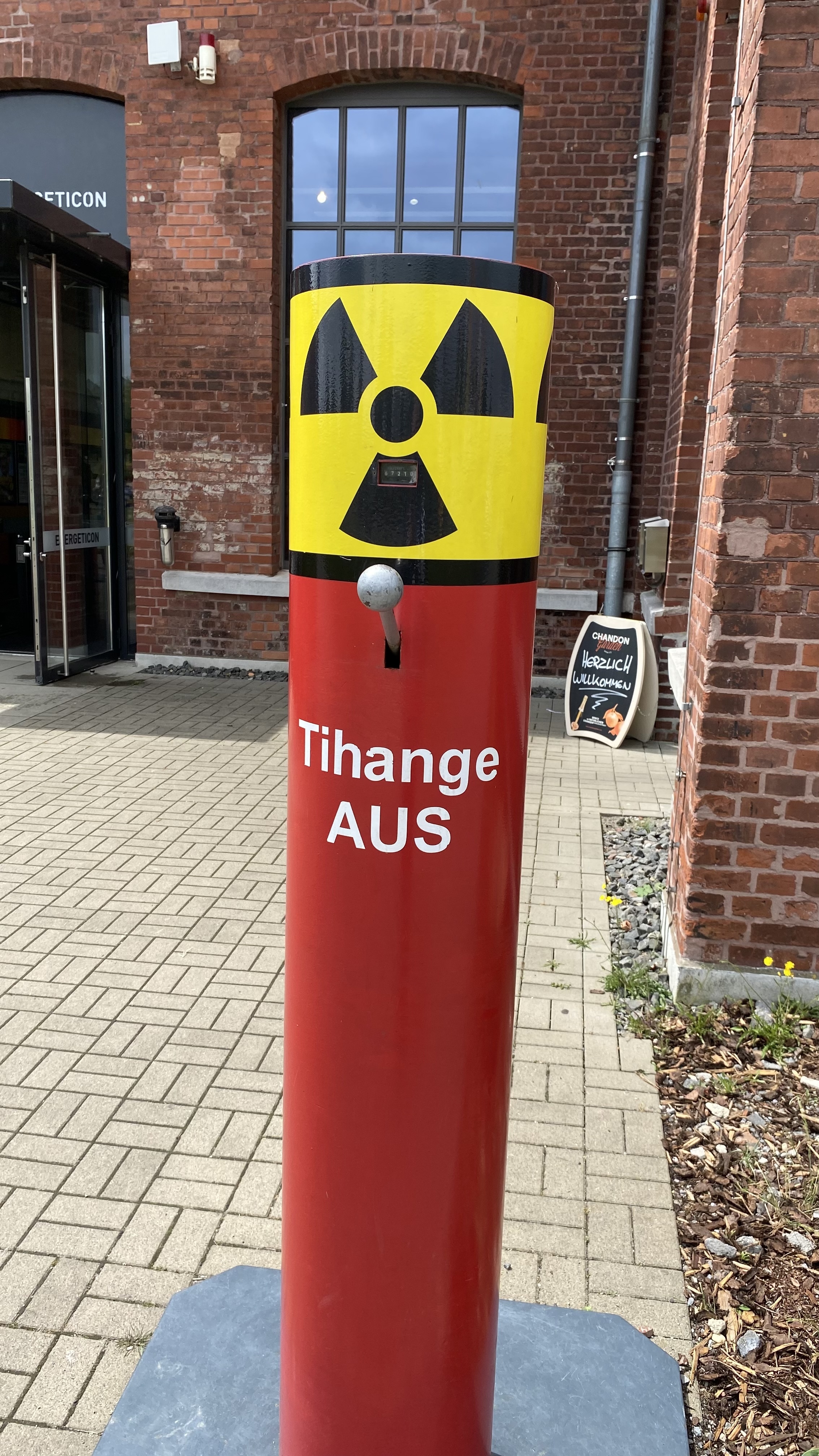 Protestschalter vor dem Energeticon in Alsdorf